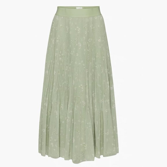ISO: Aritzia Wilfred Twirl Skirts in Greens (XS) - Picture 2 of 6